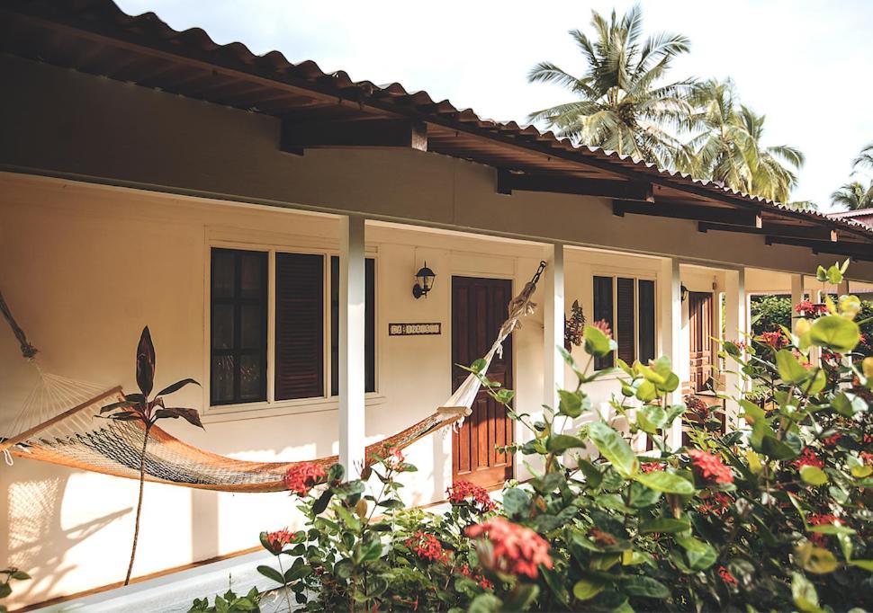 Encantada Ocean Cottages Естерільос-Есте Екстер'єр фото